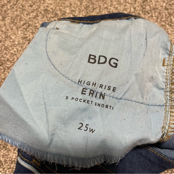 BDG Erin High Rise Shorts Size 25w - Picture 3 of 5